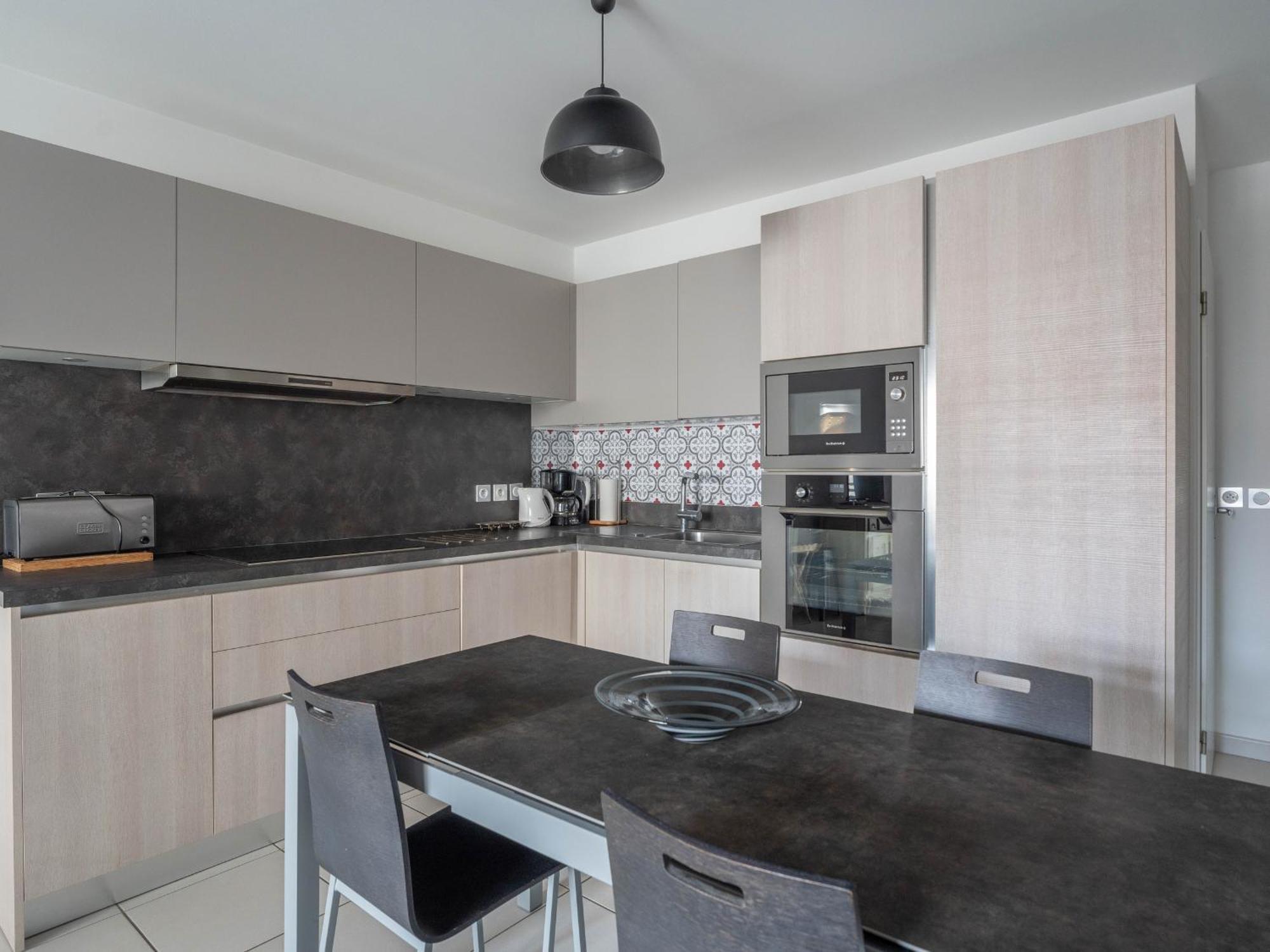 Appartement Central A Arcachon Avec 2 Chambres, Parking Prive Et Proche Plages - Fr-1-319-16 Eksteriør billede
