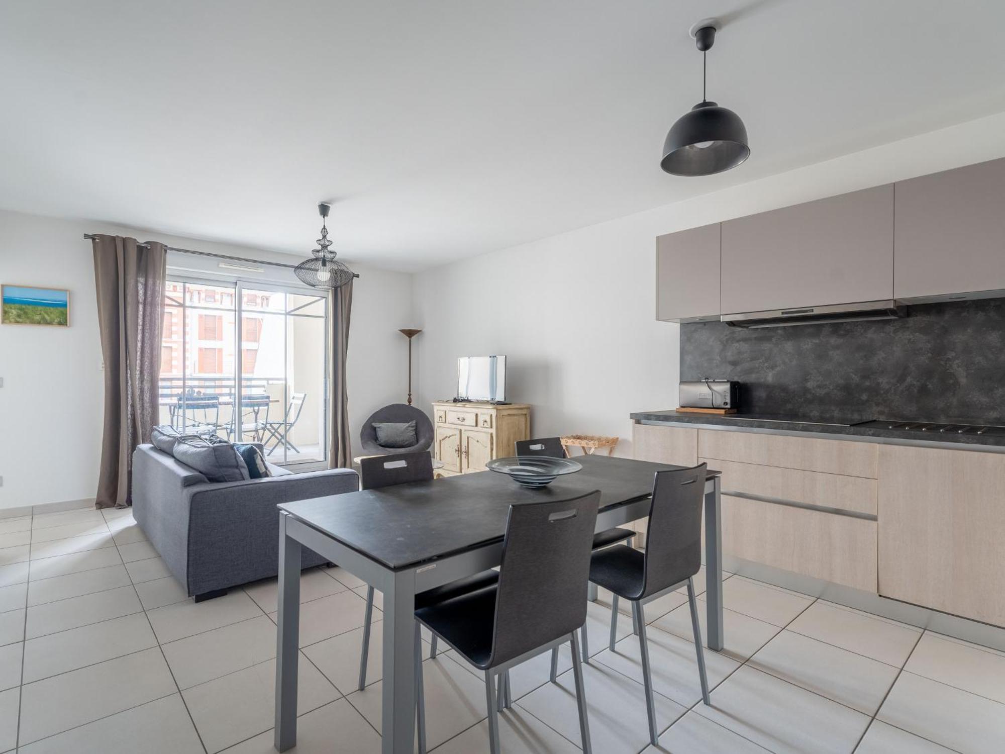Appartement Central A Arcachon Avec 2 Chambres, Parking Prive Et Proche Plages - Fr-1-319-16 Eksteriør billede
